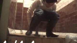 Very quick poop, ScatKings.com Scat Porn 4 ScatKings.com Scat Porn